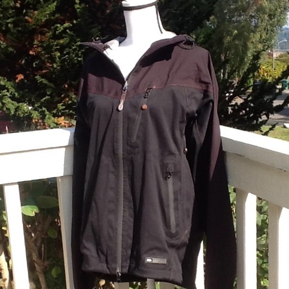 REI Other - REI hooded raincoat jacket Sz M